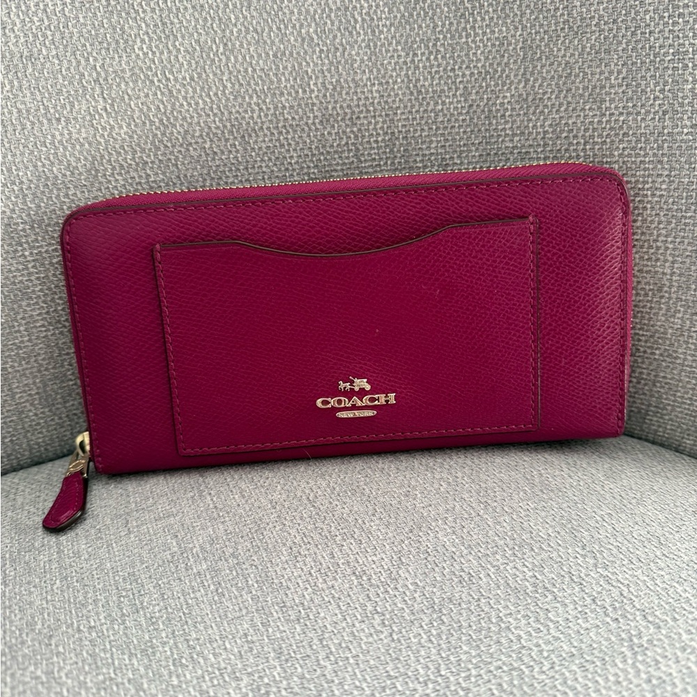Coach Women's Deep Burgundy Wallet